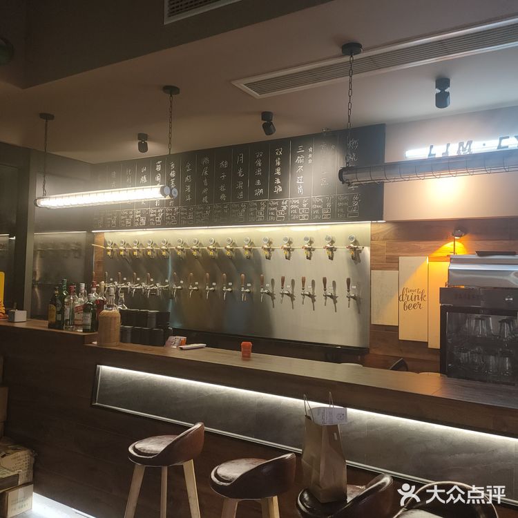 接地气的烧烤店,好友闺蜜小聚的好去处