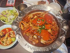 -胖哥俩肉蟹煲(济南世茂国际广场店)