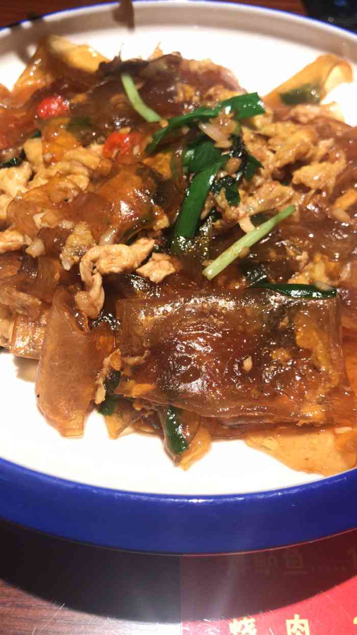 斌子拉面馆"晚上10点多去的,人还特别多,可能因为顾.