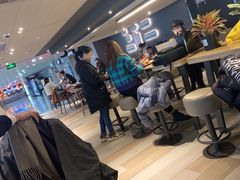 -肯德基(成都机场T2到达精选店)
