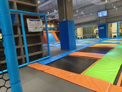 -探奇乐园蹦床公园(日月广场店)