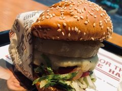 -The Habit Burger Grill 哈比特汉堡(复兴soho店)