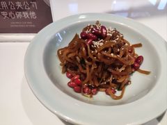 -红樱桃·欢乐餐厅(太原里店)