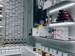 -Dior迪奥(上海世茂广场店)