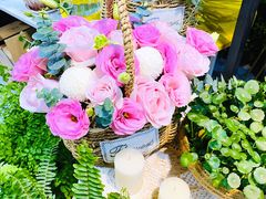 -何兮花店·气球派对鲜花店(马桥银春路万科城店)