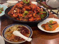 -川流不息·地道川菜·小龙虾(松东路店)