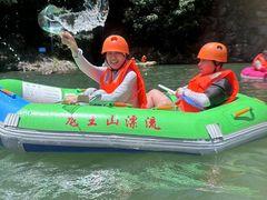 -安吉龙王山峡谷漂流