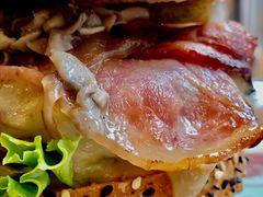 -FAT COW(虹梅路店)