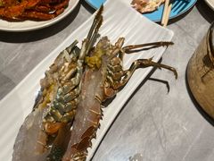 -雍容荟帝王蟹活龙虾展台自助(IFS黑金店)