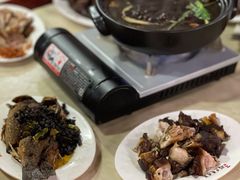 -老鼎万春卤菜(五代传承创始老店)