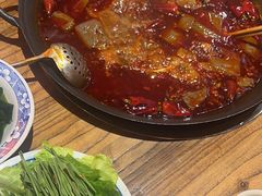 -旧街市鲜货老火锅(大光路店)