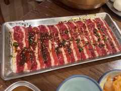 -明洞阿姨·韩式酱蟹烤肉·创意料理(三元桥店)