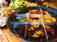 牛油锅-岗上渣渣老火锅(两路口店)