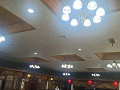 -老瓦房饭店(三苏大道中段店)