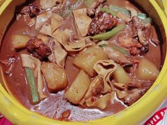 -多嘴肉蟹煲(万达店)