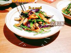 -青年公社烤鸭(熙悦天街店)
