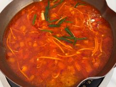 -毛辣果·贵州红酸汤牛肉火锅(西单店)