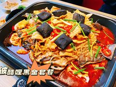 -彼酷哩活鱼现烤(中原万达店)
