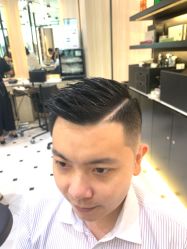 -HAIR CORNER