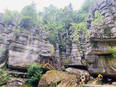 -梭布垭石林景区