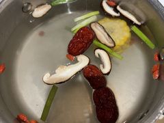 -呷哺呷哺 黄金牧场 (新中关购物中心店)