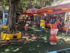 -顺德大良半月城游乐场