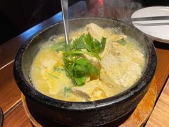 石锅煨本地豆腐-Local泰莲庭(虹鳟鱼店)