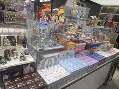 -泡泡玛特POPMART(世豪广场店)