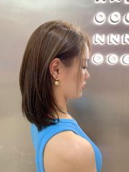 -AKOZO Beauty Salon