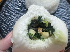 -白玉兰食品甜凤店(合生汇店)