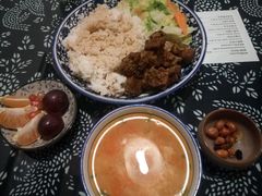 -蜗牛小馆醉乡民谣云南菜(惠新西里店)