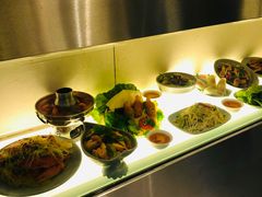 -大头虾越式风味餐厅(光明广场店)