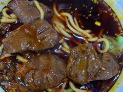 极品牛肉面-蒋六十八梯眼镜面(狮子坪店)