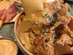 炸鸡皮-普朗姆生蚝牛排馆 The Plump Oyster(成都摩方购物中心店)