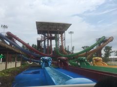游乐设施-上海玛雅海滩水公园