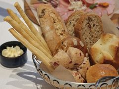 -马克西姆俄罗斯餐厅(通亚街店)