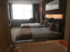 -西安阳光国际大酒店(西安火车站五路口地铁站店)