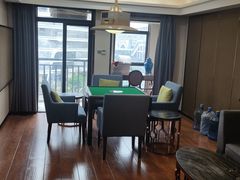 -天艺东环酒店(海口高铁东站龙湖天街店)
