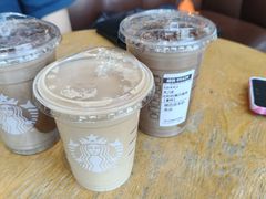 -星巴克(上海长宁来福士1F店)