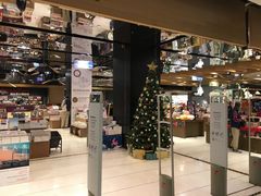 -诚品(信义店)