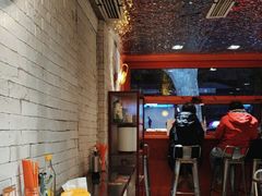 -赣南粉局·江西小炒·锅气炒粉(巴黎春天店)