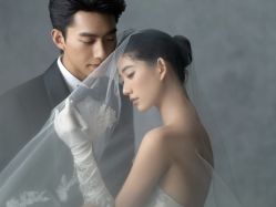 -雪中彩影婚纱摄影·微光艺术中心