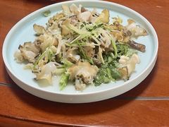 -鸿运美食府