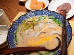 -荣家黄鱼面(前滩太古里店)