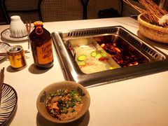 鸳鸯锅底-闵四遵义羊肉粉(朝外大街店)
