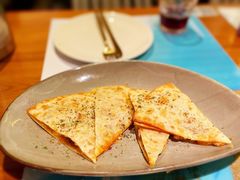 熔岩皮塔饼-HELLO MUSAE 拾光缪斯餐厅·纯正希腊风味(苏州中心店)