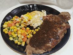 -牛排叔叔自助餐厅(太原龙湖万达店)