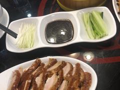 -六和聚传统烤鸭.天津菜(和平店)