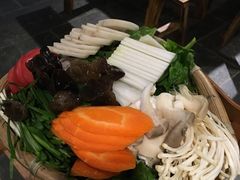 -恋羊时代黑山羊火锅(滨海大道店)