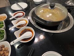 -丫丫汤膳打边炉(宏府408坊店)